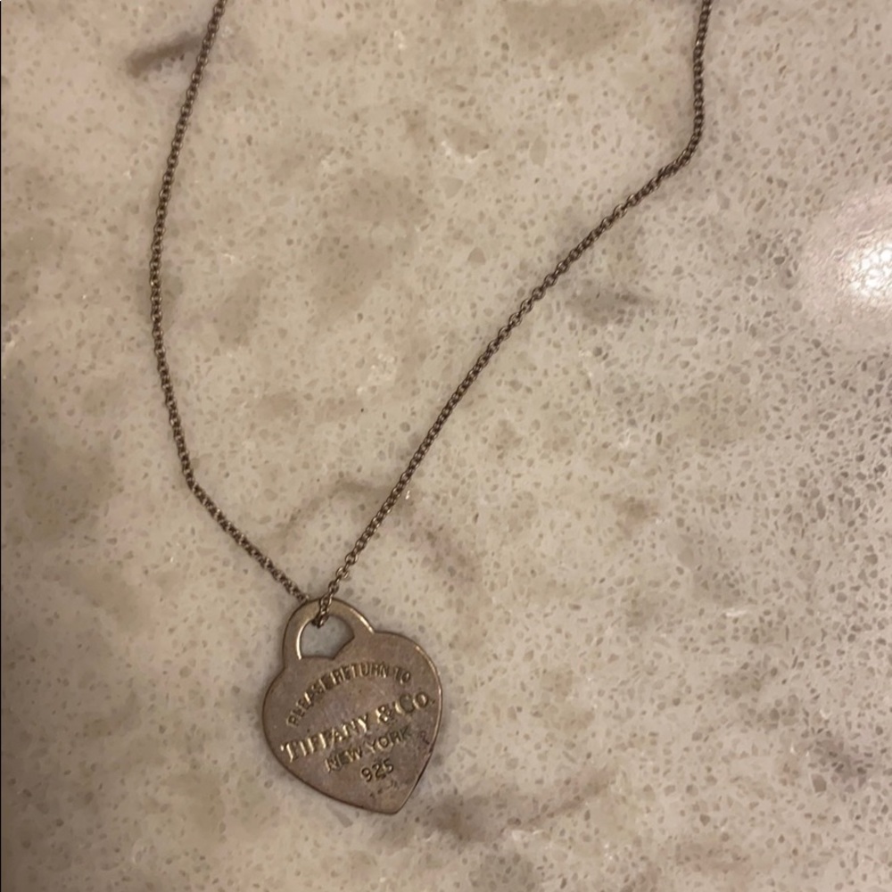 Tiffany’s necklace